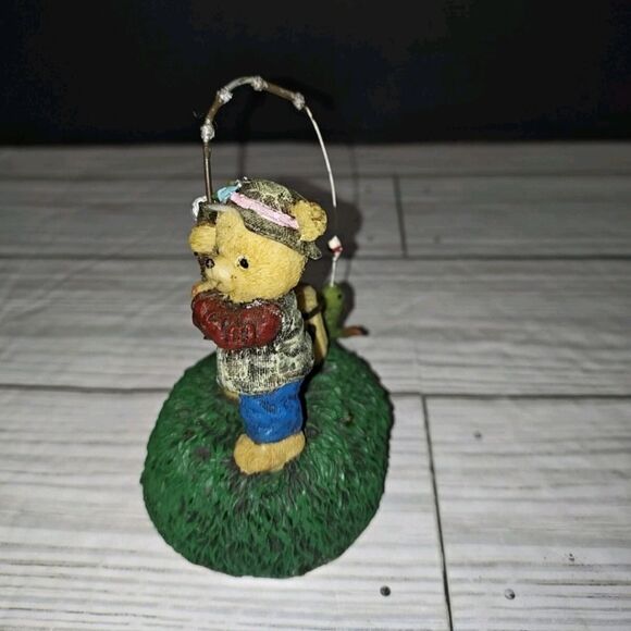 Vintage Fishing Bear Figurine Collectible Home Decor - Picture 8 of 11